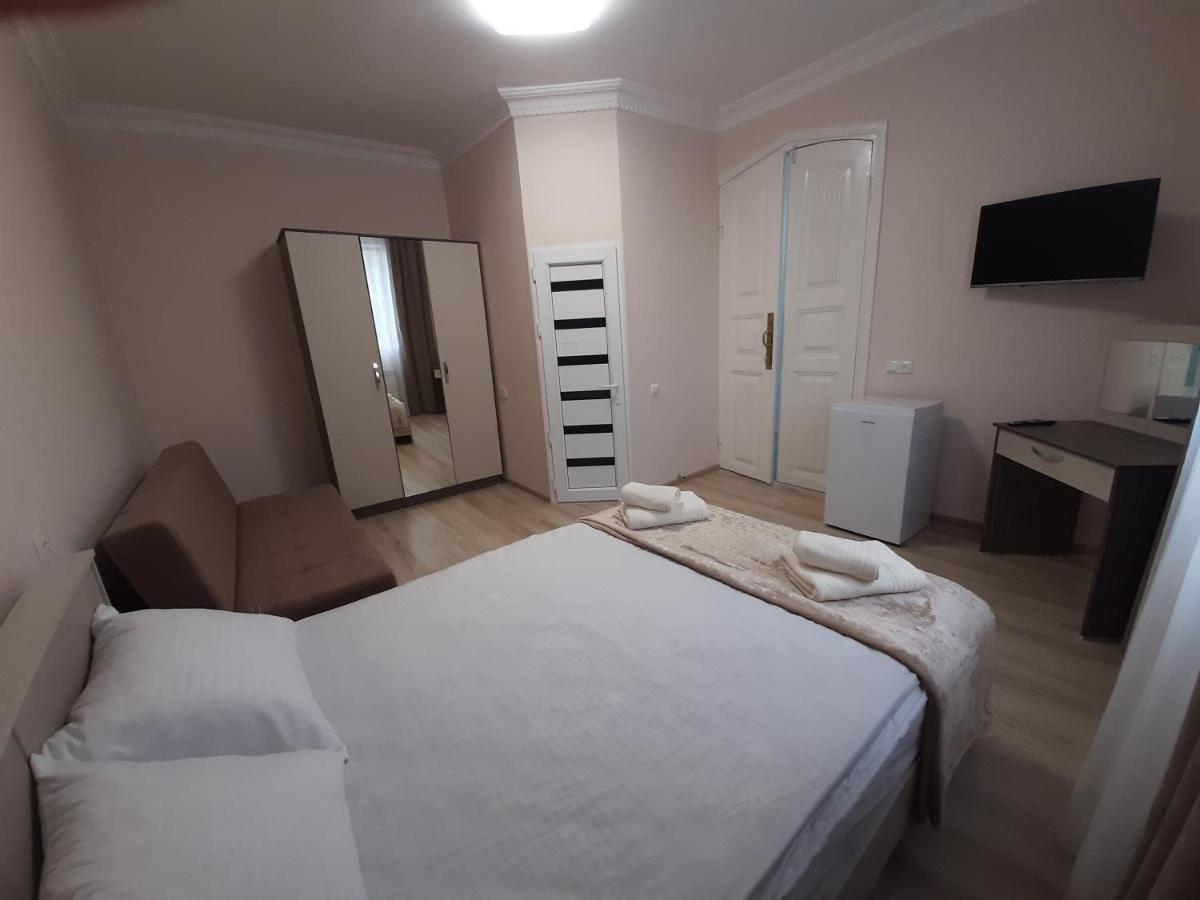 Vernatun Guest House Ghiumri Exterior foto